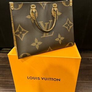 Louis Vuitton on the go MM — in xlnt condition, barely used. Comes w/ dust bag.